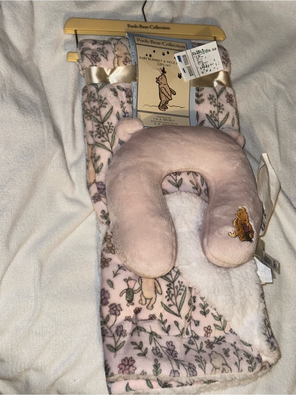 Winnie the Pooh Pink Floral Baby Blanket & Neck Pillow Set